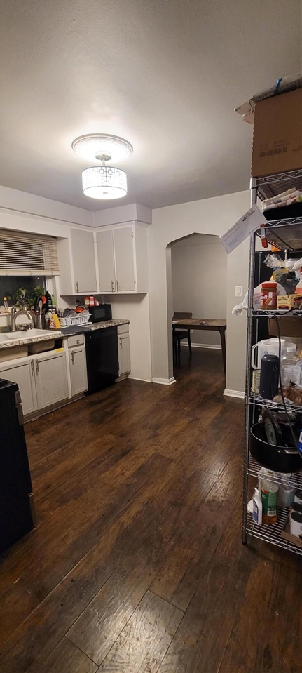 4115 E Outer Drive, Detroit, MI, 48234-3016