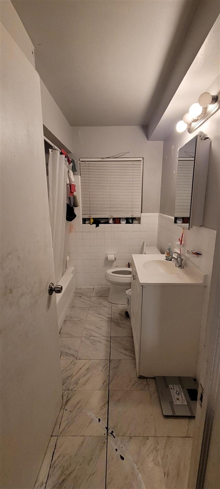 4115 E Outer Drive, Detroit, MI, 48234-3016