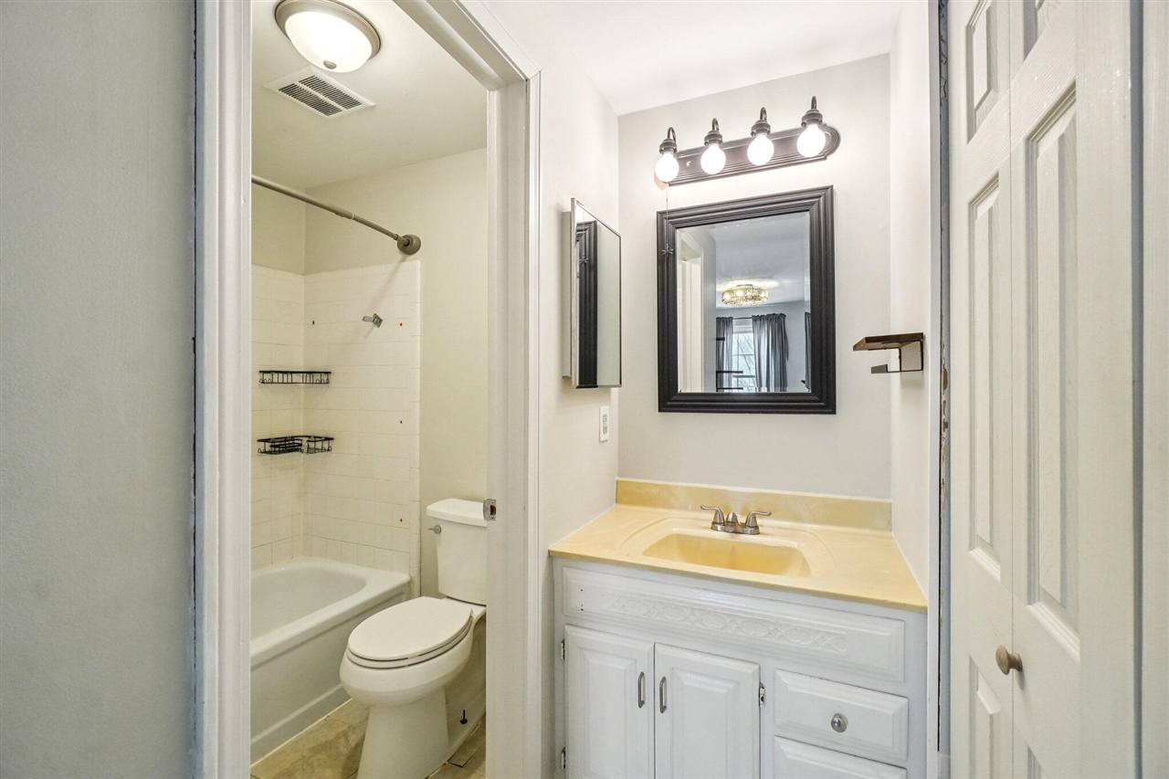 44432 Newburyport Drive, Canton, MI, 48187-2509