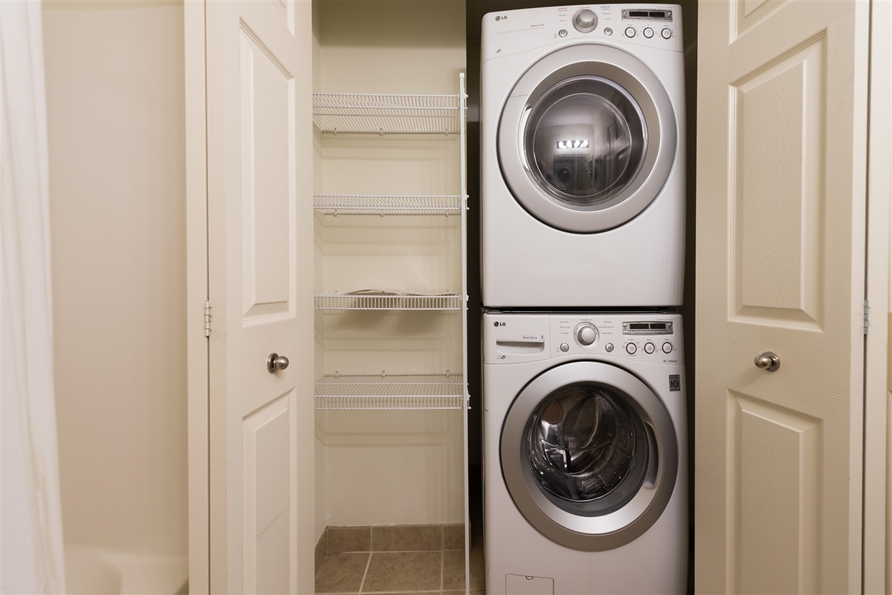 120 W Oakbrook Drive, Ann Arbor, MI, 48103-2253