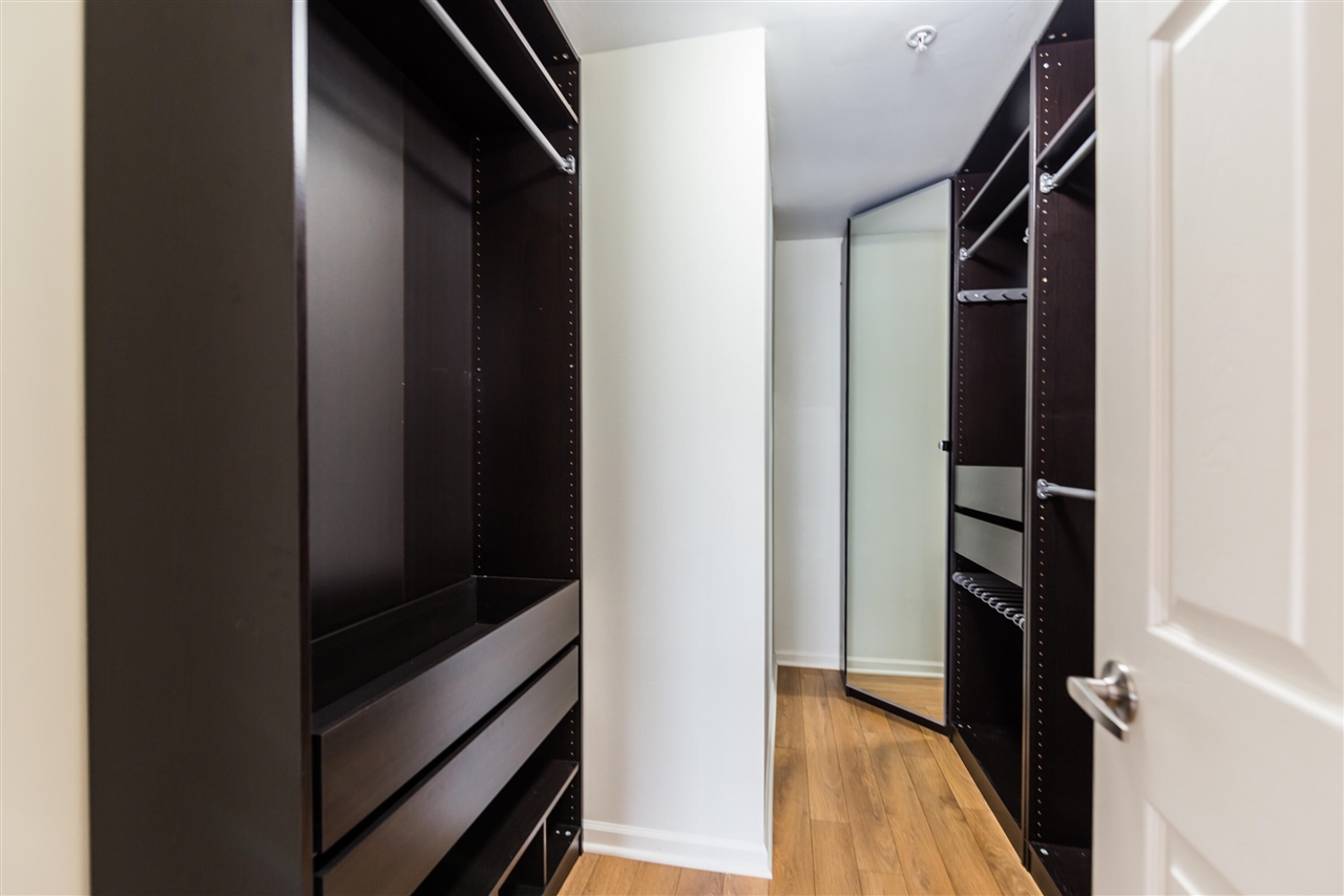 120 W Oakbrook Drive, Ann Arbor, MI, 48103-2253