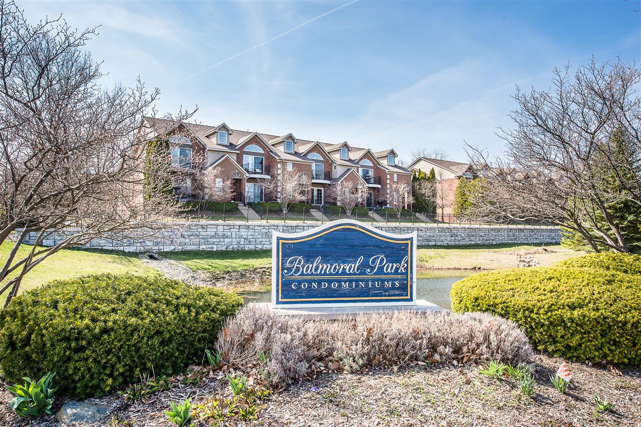 120 W Oakbrook Drive, Ann Arbor, MI, 48103-2253