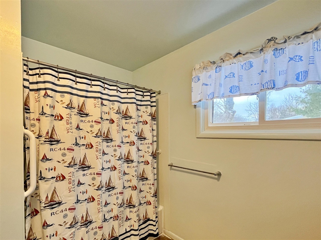 Spring Lake, MI, 49456-2303