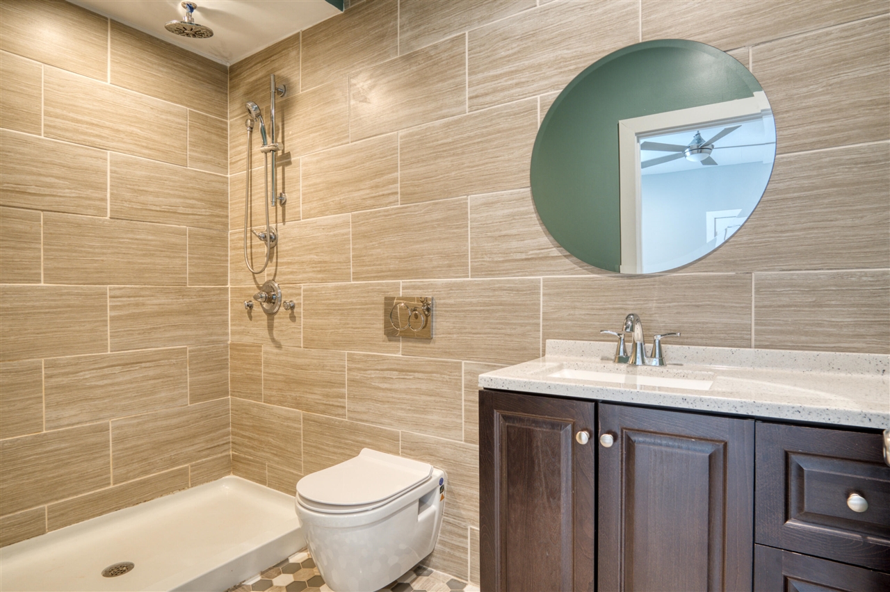 1518 E Wilke Road, Rothbury, MI, 49452-8101