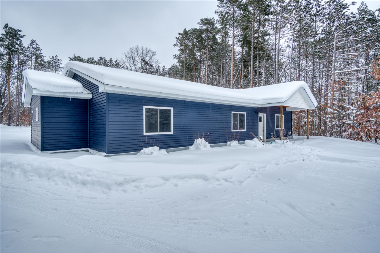 1518 E Wilke Road, Rothbury, MI, 49452-8101