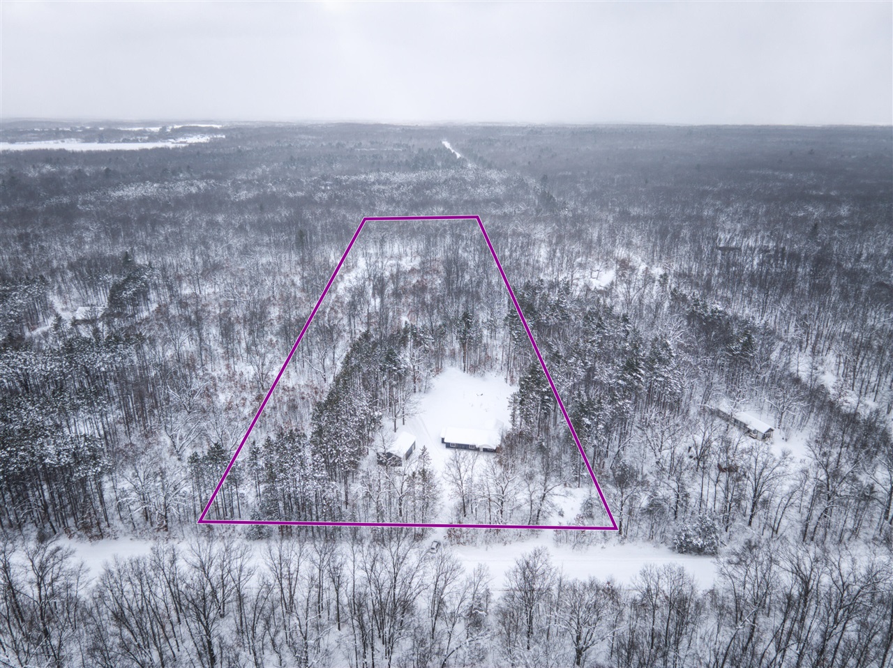 1518 E Wilke Road, Rothbury, MI, 49452-8101