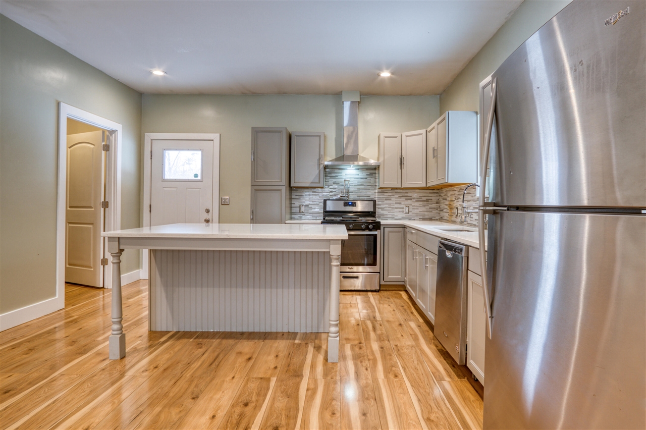 1518 E Wilke Road, Rothbury, MI, 49452-8101