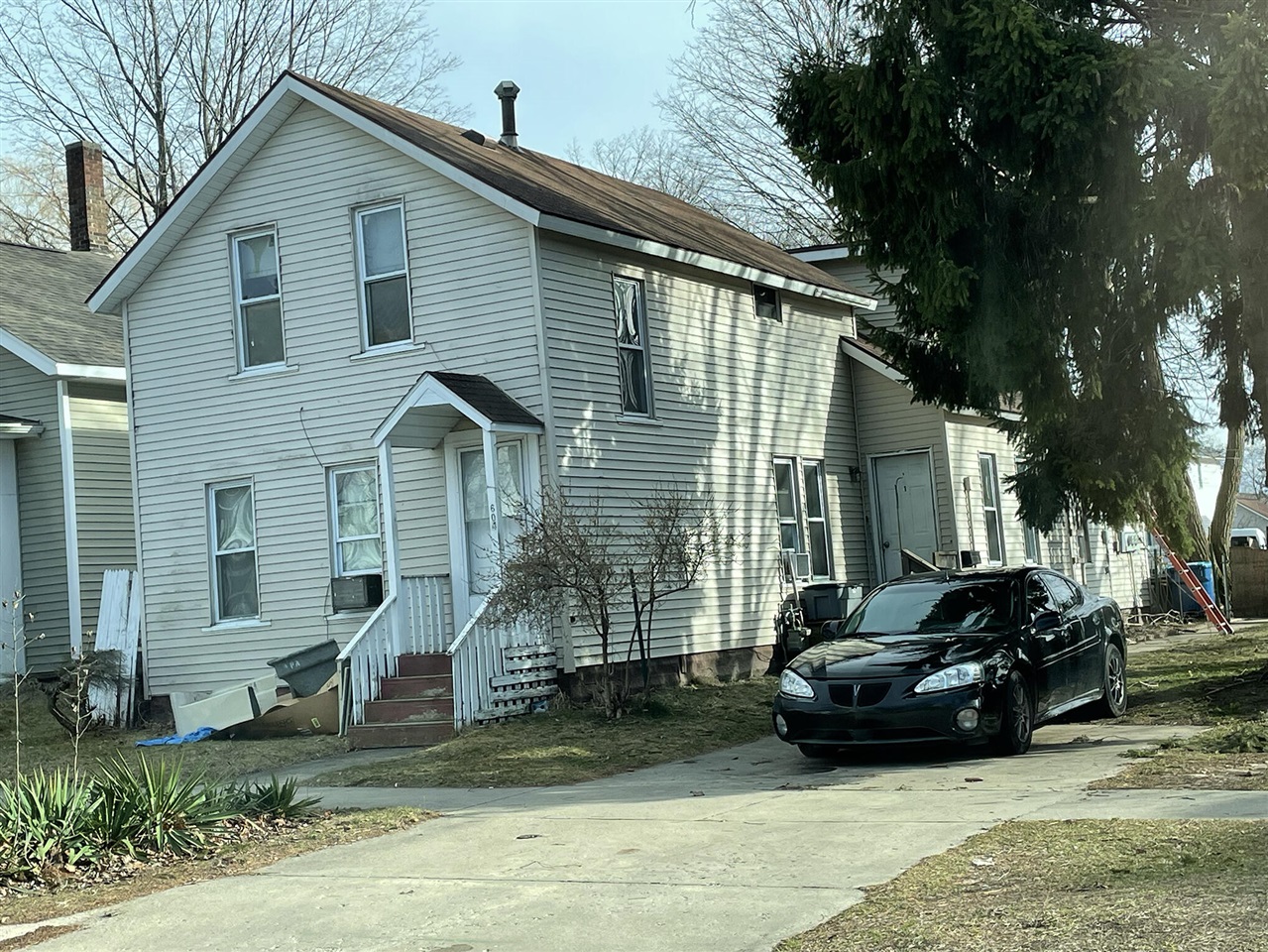 604 E Filer Street, Ludington, MI, 49431-2269