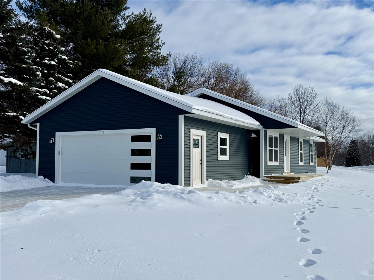 518 S Sullivan Avenue, Fremont, MI, 49412