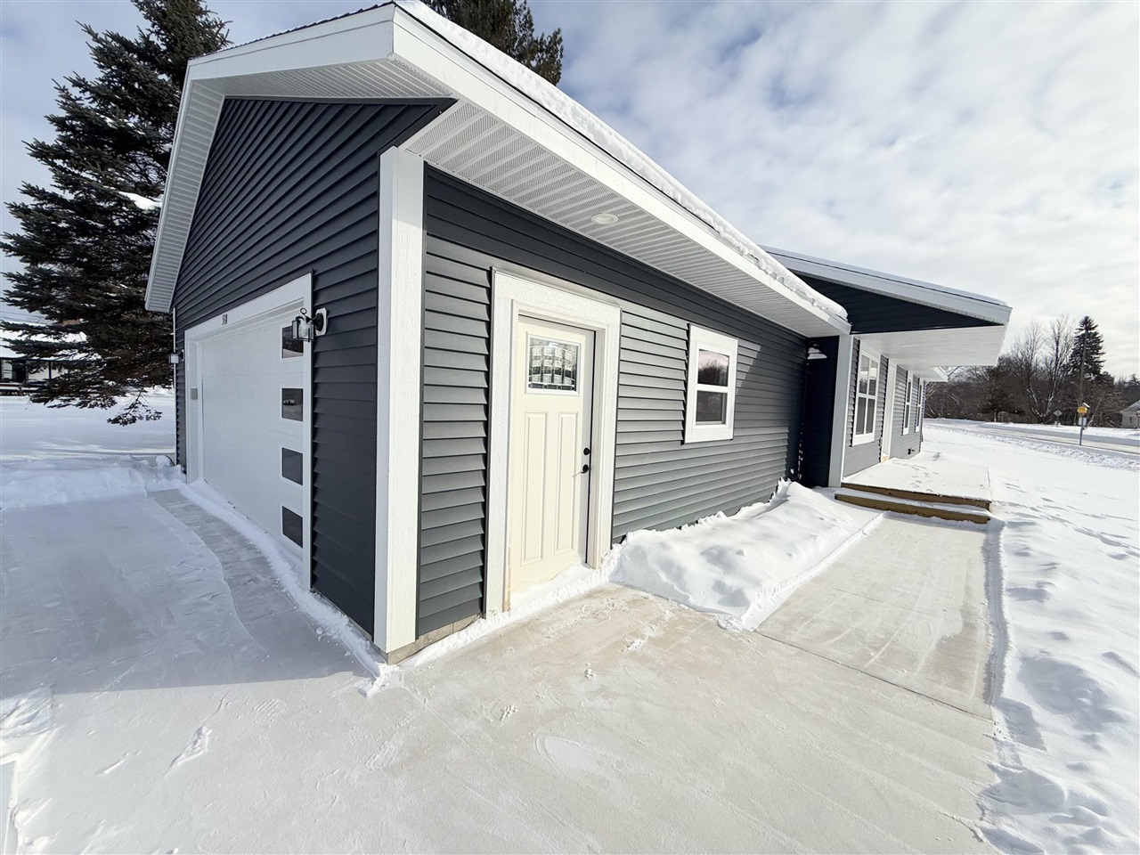 518 S Sullivan Avenue, Fremont, MI, 49412