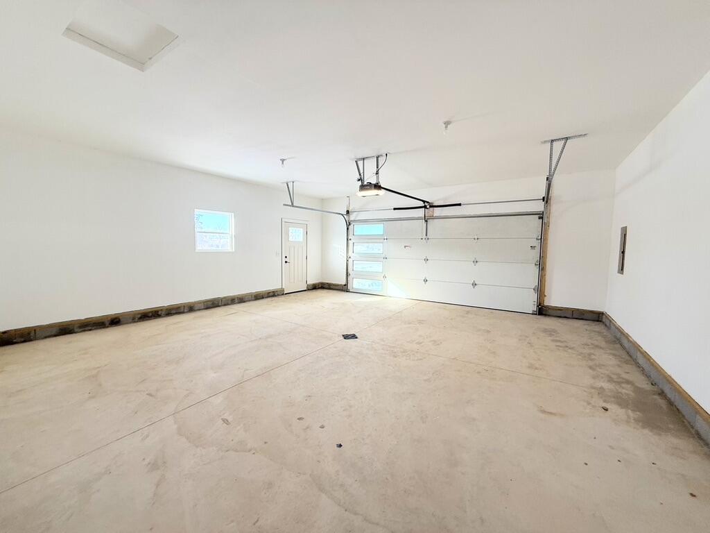 518 S Sullivan Avenue, Fremont, MI, 49412