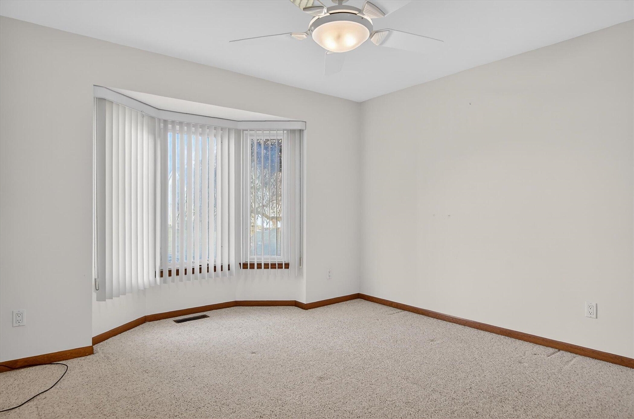  UNIT 26, Sterling Heights, MI, 48312-2923