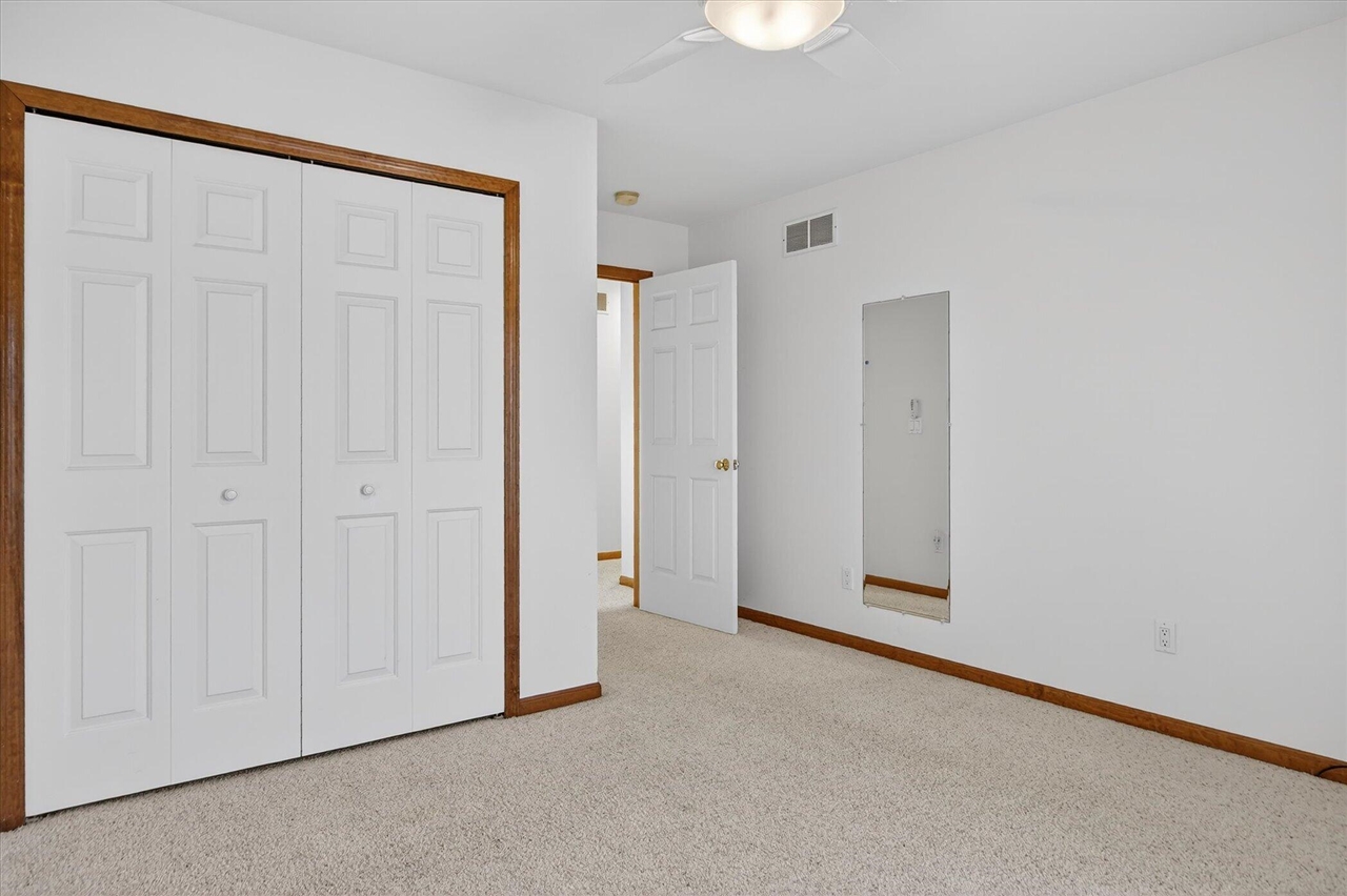  UNIT 26, Sterling Heights, MI, 48312-2923