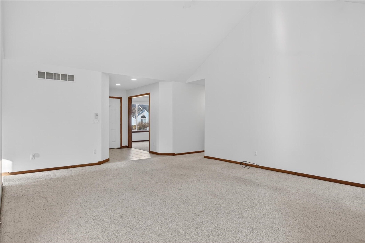  UNIT 26, Sterling Heights, MI, 48312-2923