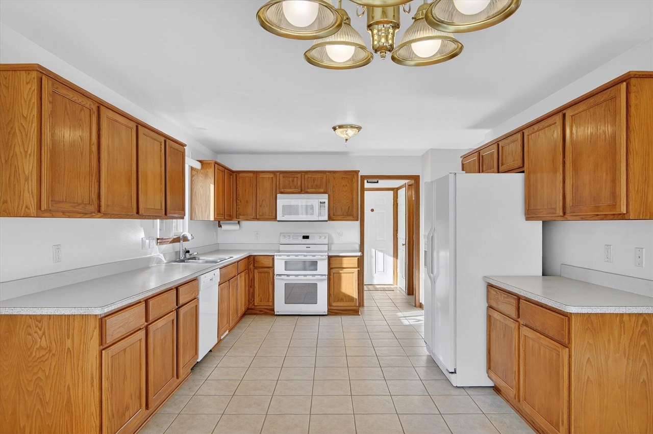  UNIT 26, Sterling Heights, MI, 48312-2923