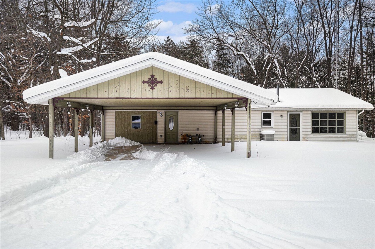 Homes for sale in Dowagiac, MI | 57153 M 51, Dowagiac, MI 49047 | MLS# 70513303