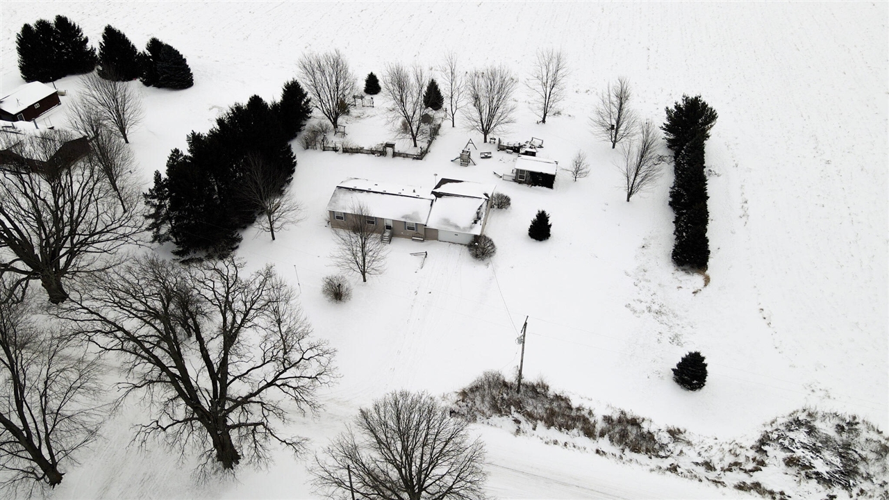 Homes for sale in Saint Johns, MI | 2598 Wildcat Rd, Saint Johns, MI 48879 | MLS# 70513313