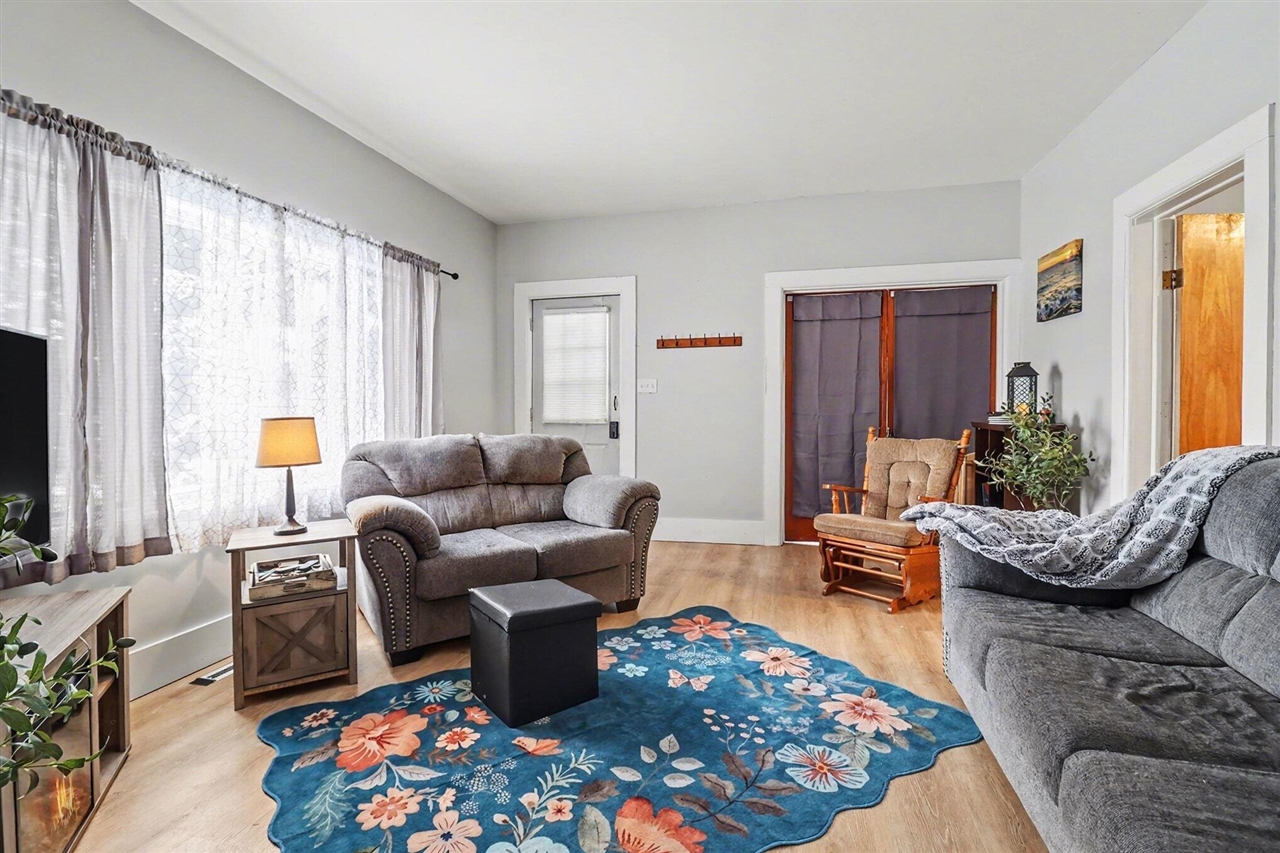 524 Davis Street, Manistee, MI, 49660-1949