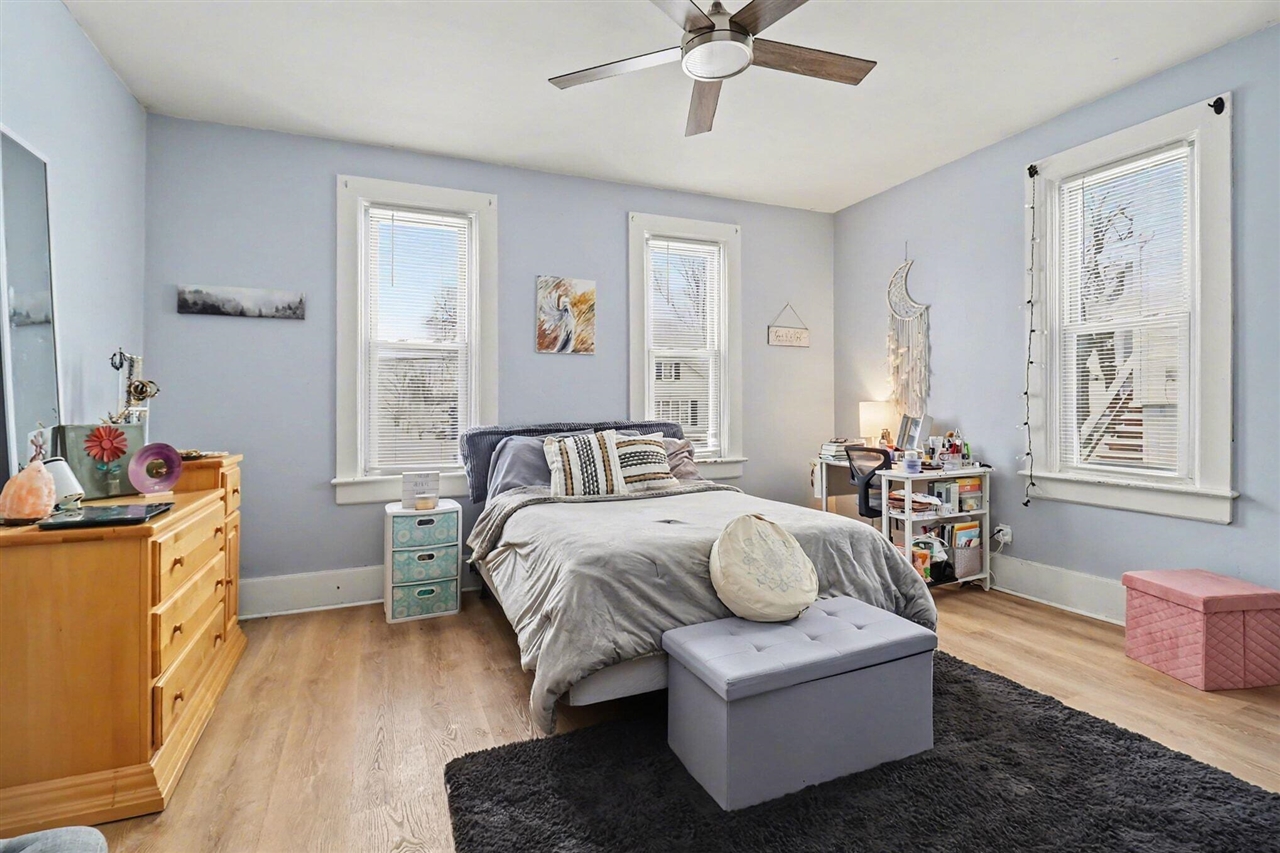 524 Davis Street, Manistee, MI, 49660-1949