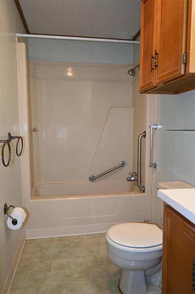 3820 Victorian Lane, Muskegon, MI, 49442-6638