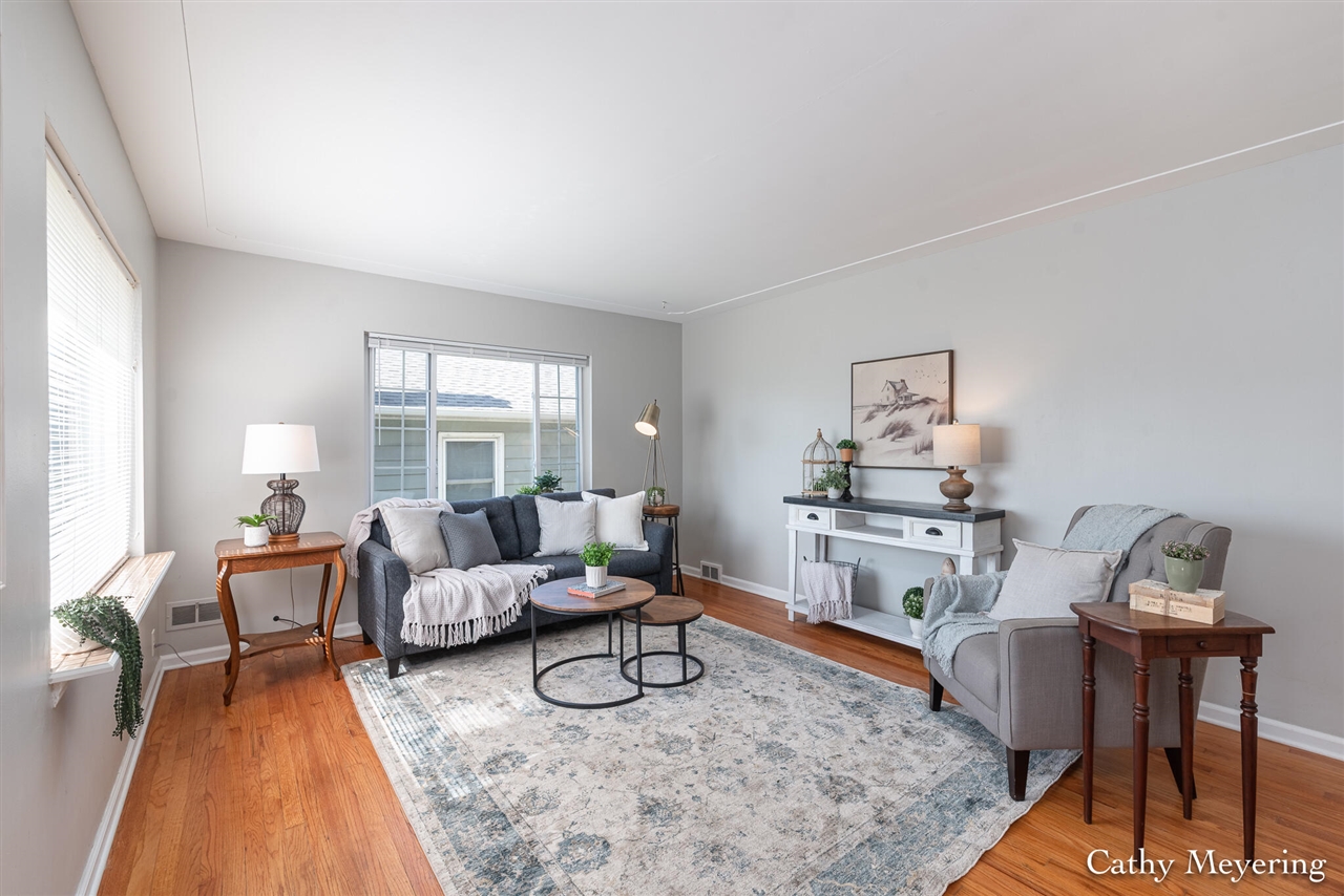 Homes for sale in Grand Rapids, MI | 809 Everglade Dr, Grand Rapids, MI 49507 | MLS# 70513365