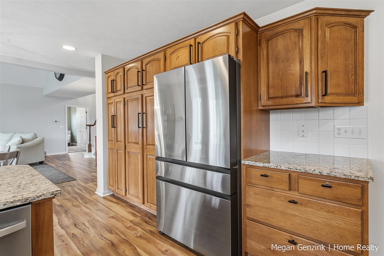 210 Bay Circle Court, Holland, MI, 49424