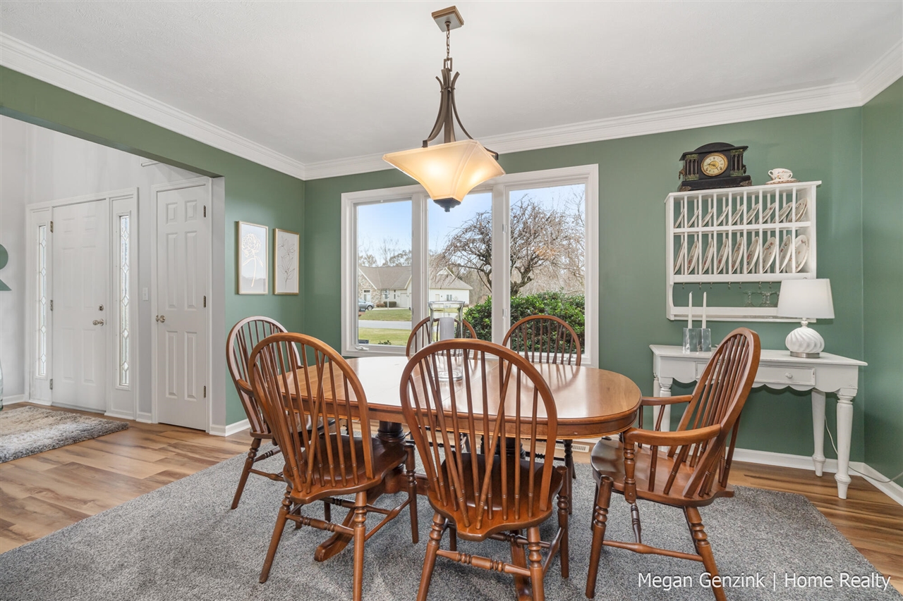 210 Bay Circle Court, Holland, MI, 49424