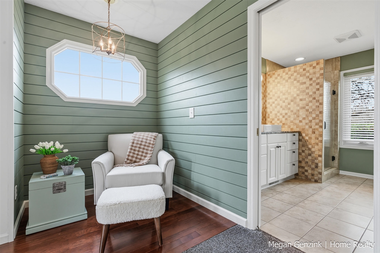 210 Bay Circle Court, Holland, MI, 49424