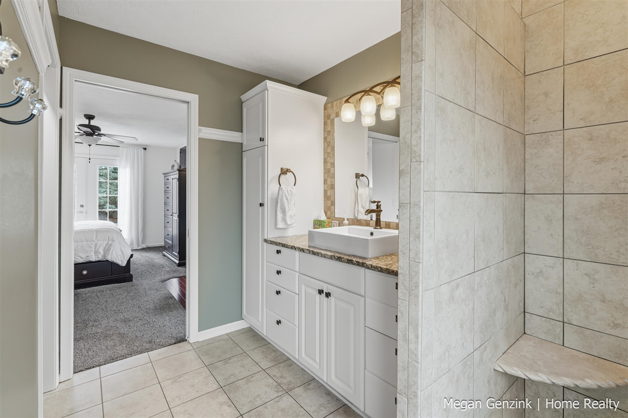 210 Bay Circle Court, Holland, MI, 49424