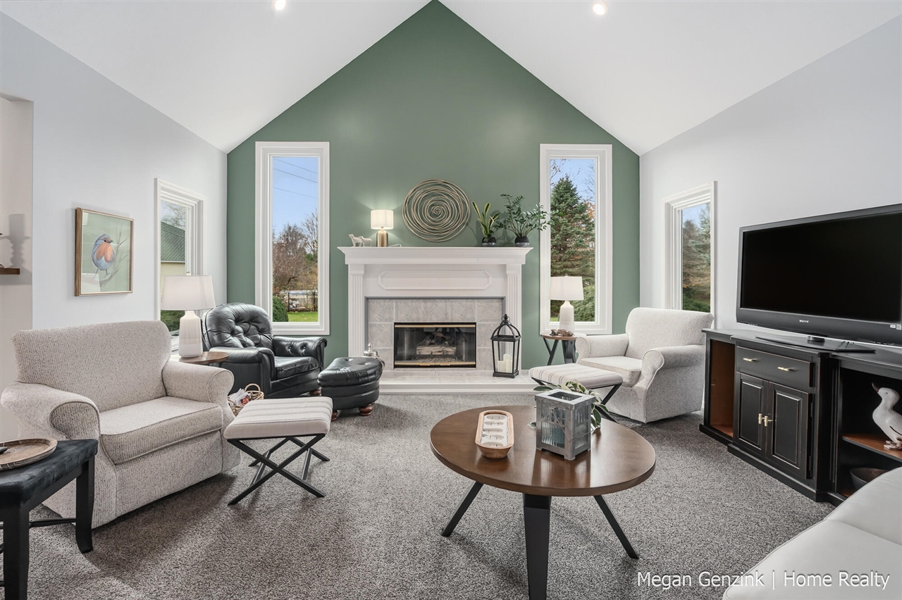 210 Bay Circle Court, Holland, MI, 49424