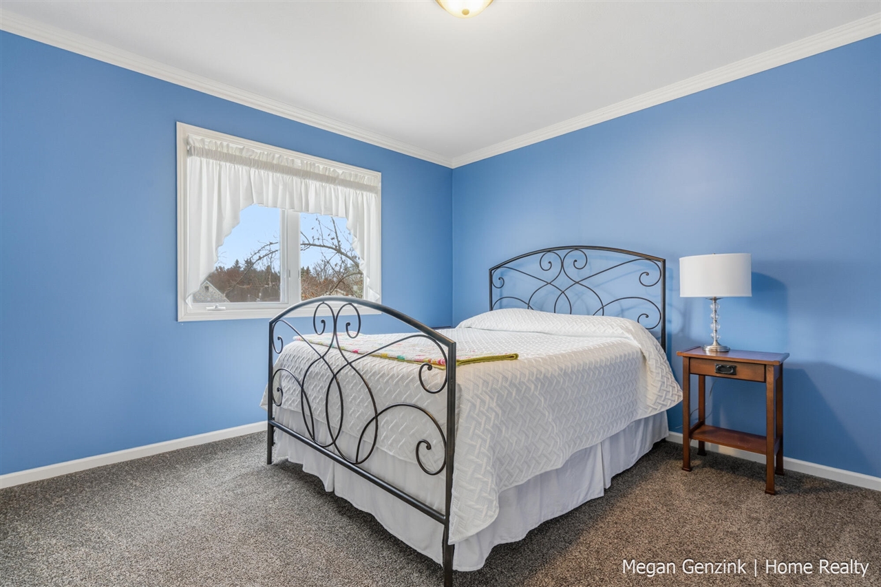 210 Bay Circle Court, Holland, MI, 49424