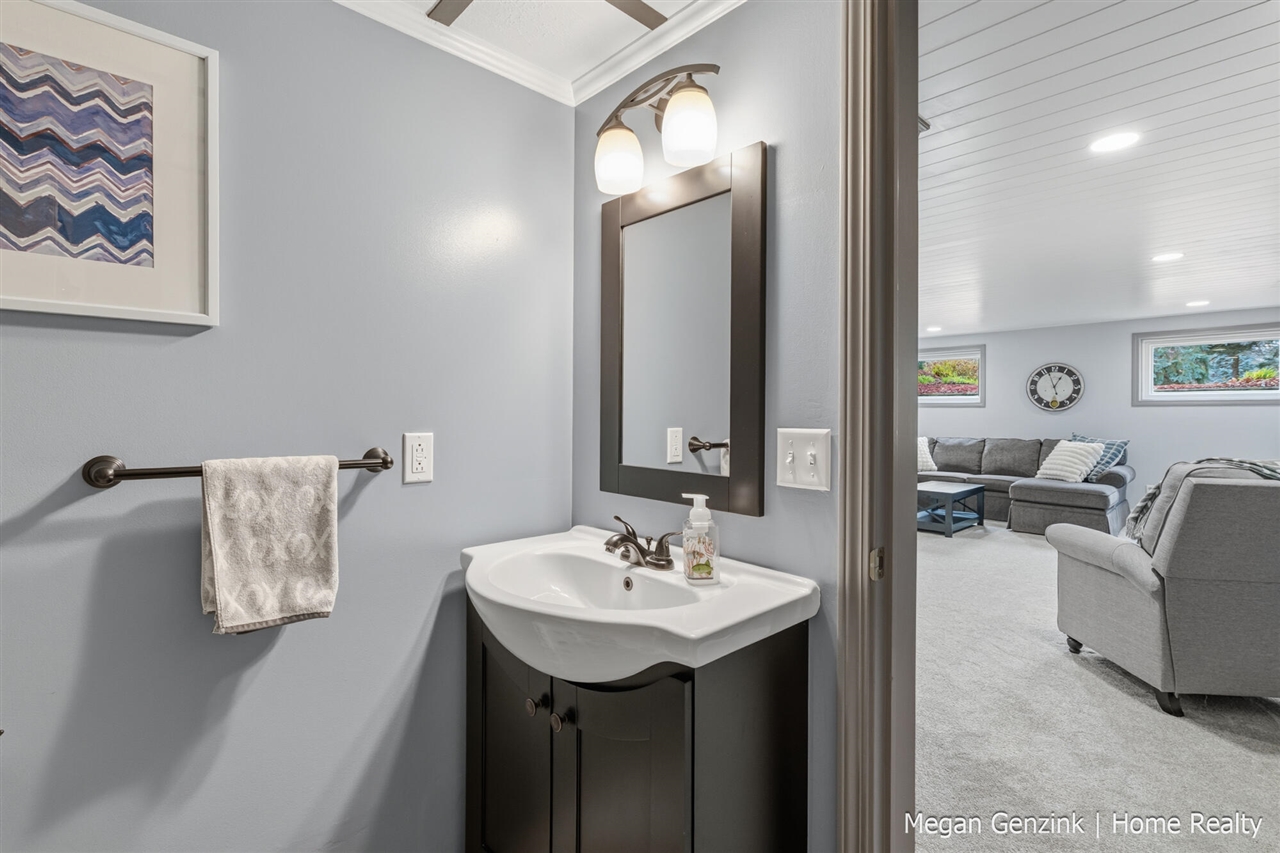 210 Bay Circle Court, Holland, MI, 49424