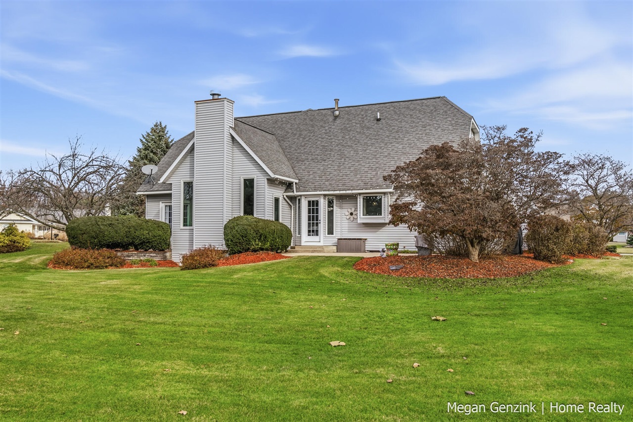 210 Bay Circle Court, Holland, MI, 49424