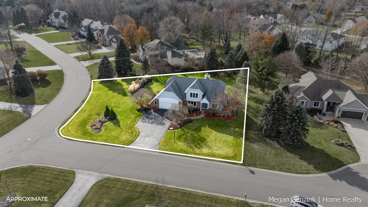 210 Bay Circle Court, Holland, MI, 49424