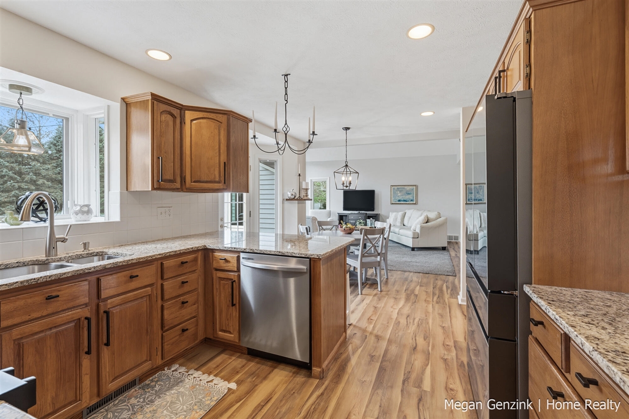 210 Bay Circle Court, Holland, MI, 49424