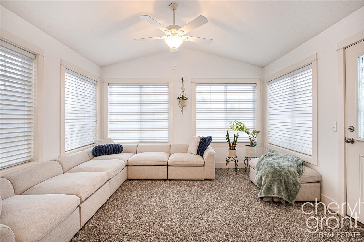 Caledonia, MI, 49316-8510