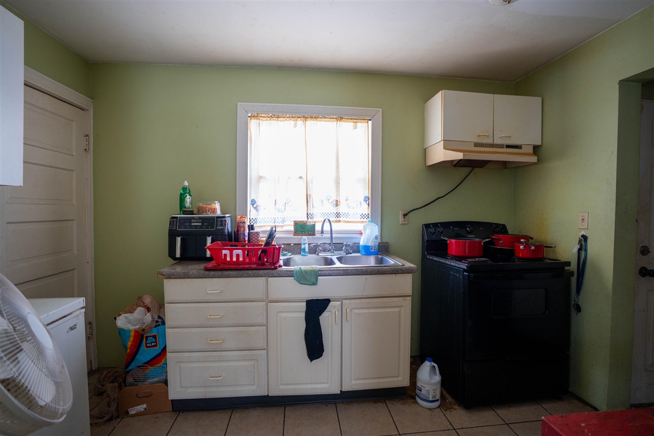 1530 Ballard Street, Lansing, MI, 48906-4507