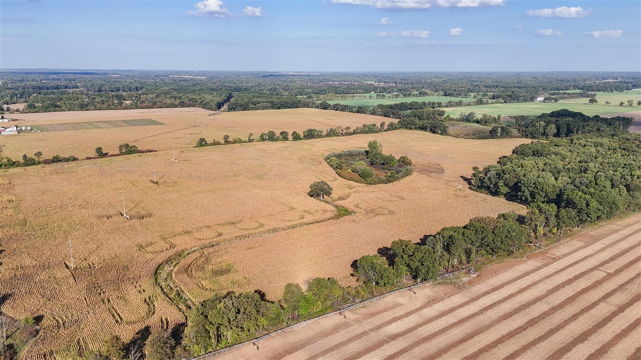 VL M 51 N, Decatur, MI, 49045