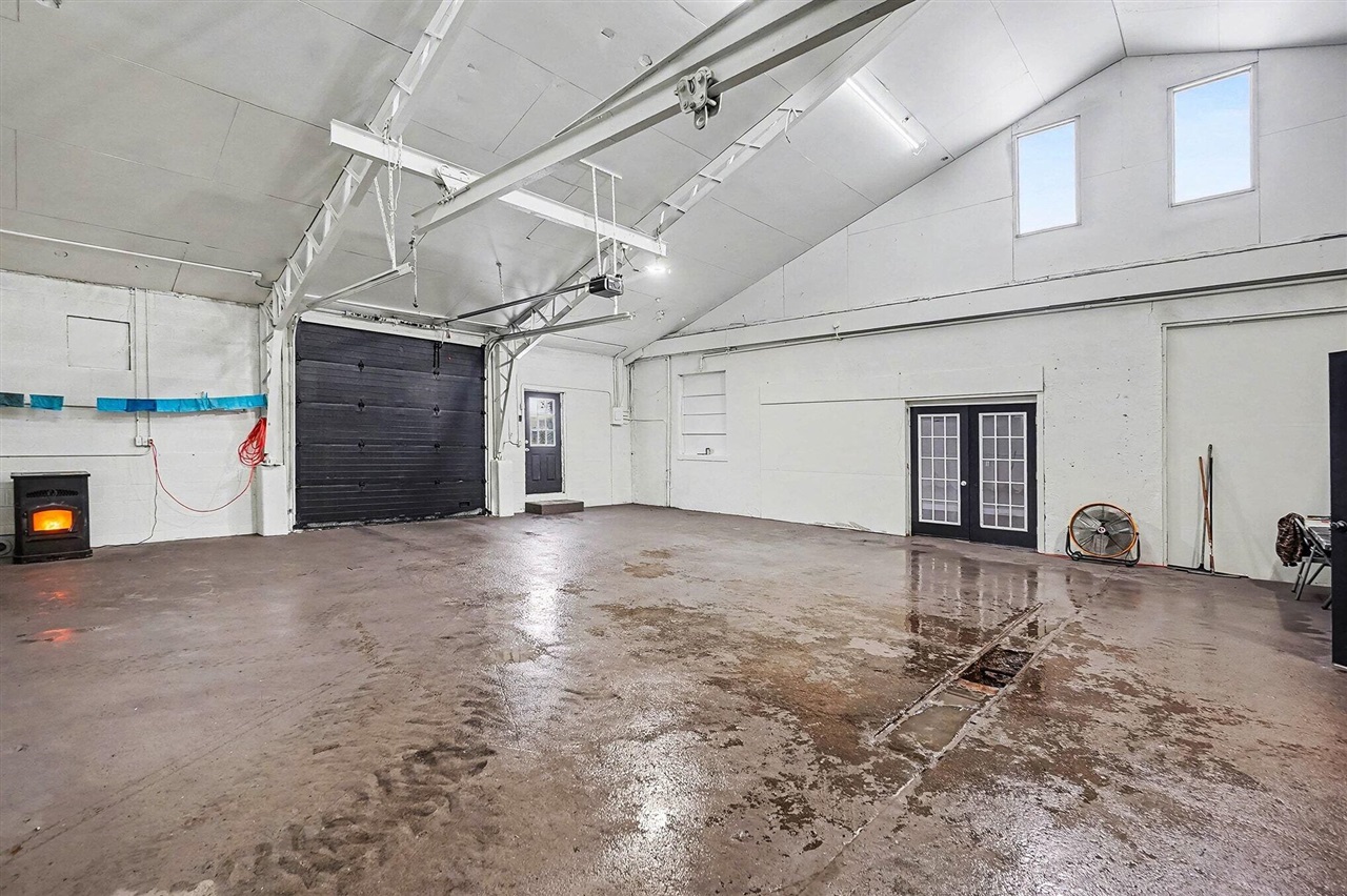 5484 S Warner Avenue, Fremont, MI, 49412