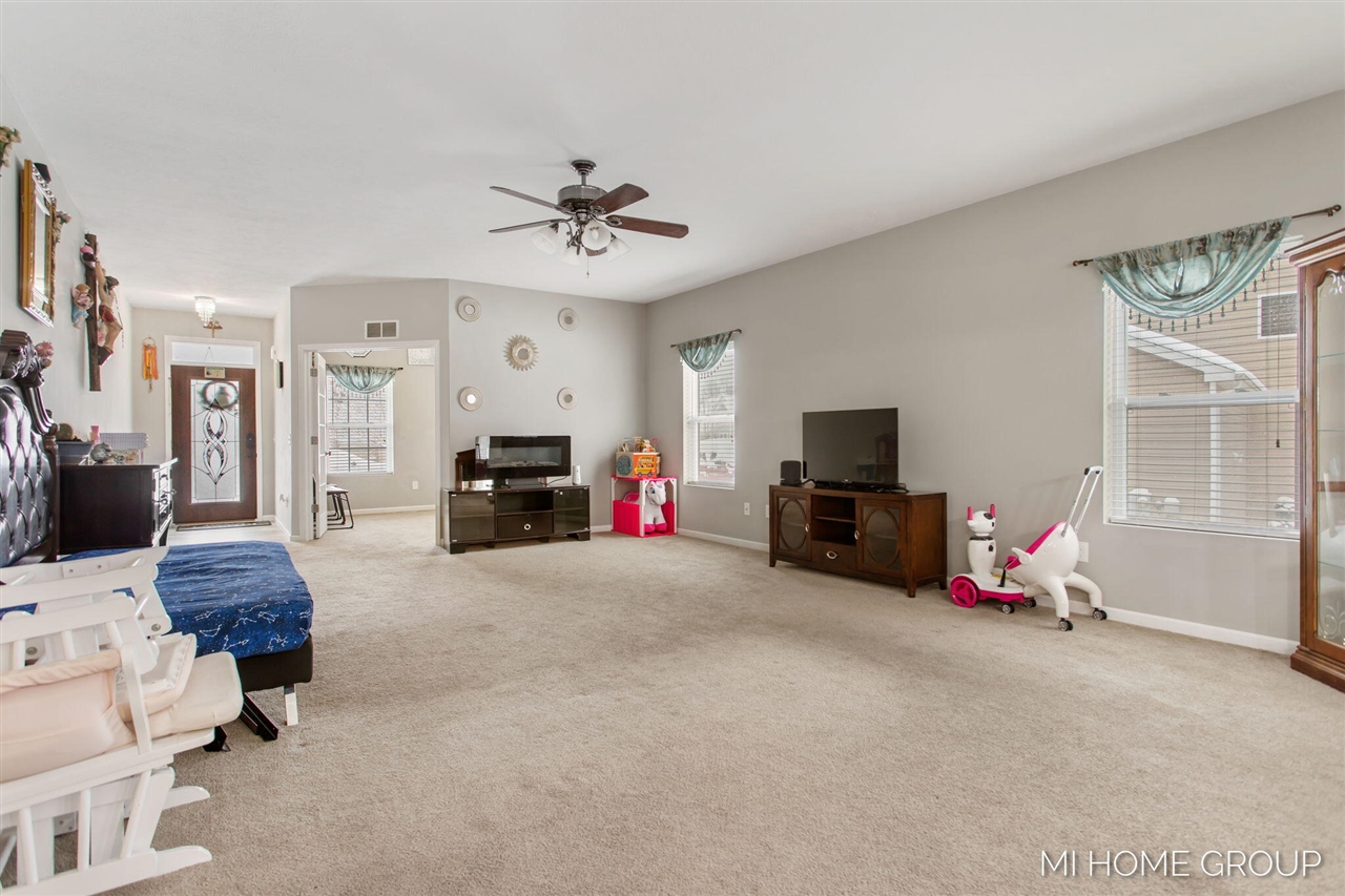 9265 Windward Drive, West Olive, MI, 49460-8861