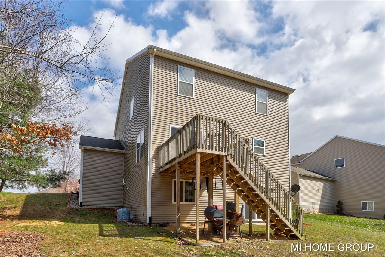 9265 Windward Drive, West Olive, MI, 49460-8861