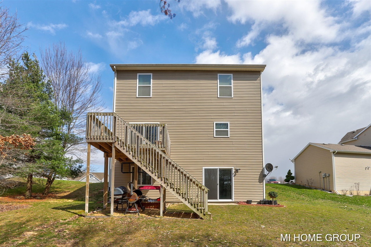 9265 Windward Drive, West Olive, MI, 49460-8861