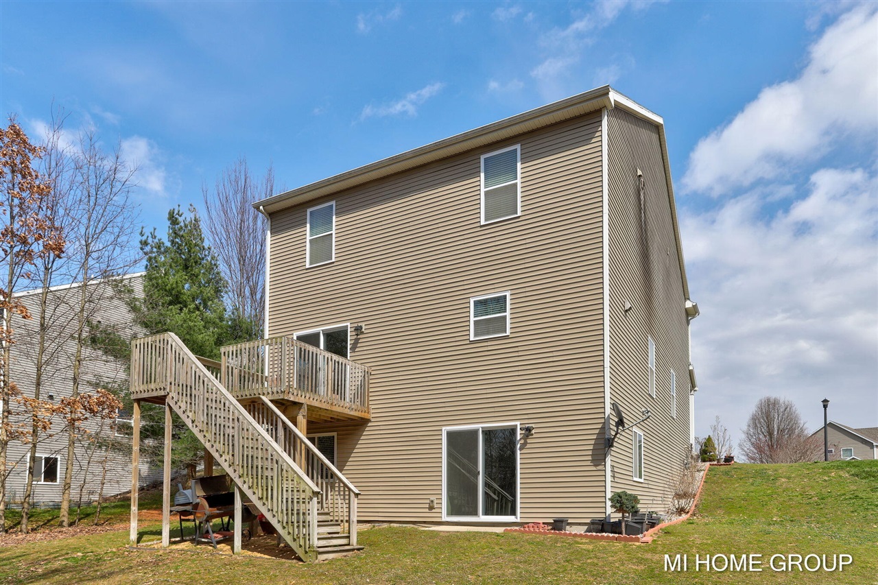 9265 Windward Drive, West Olive, MI, 49460-8861