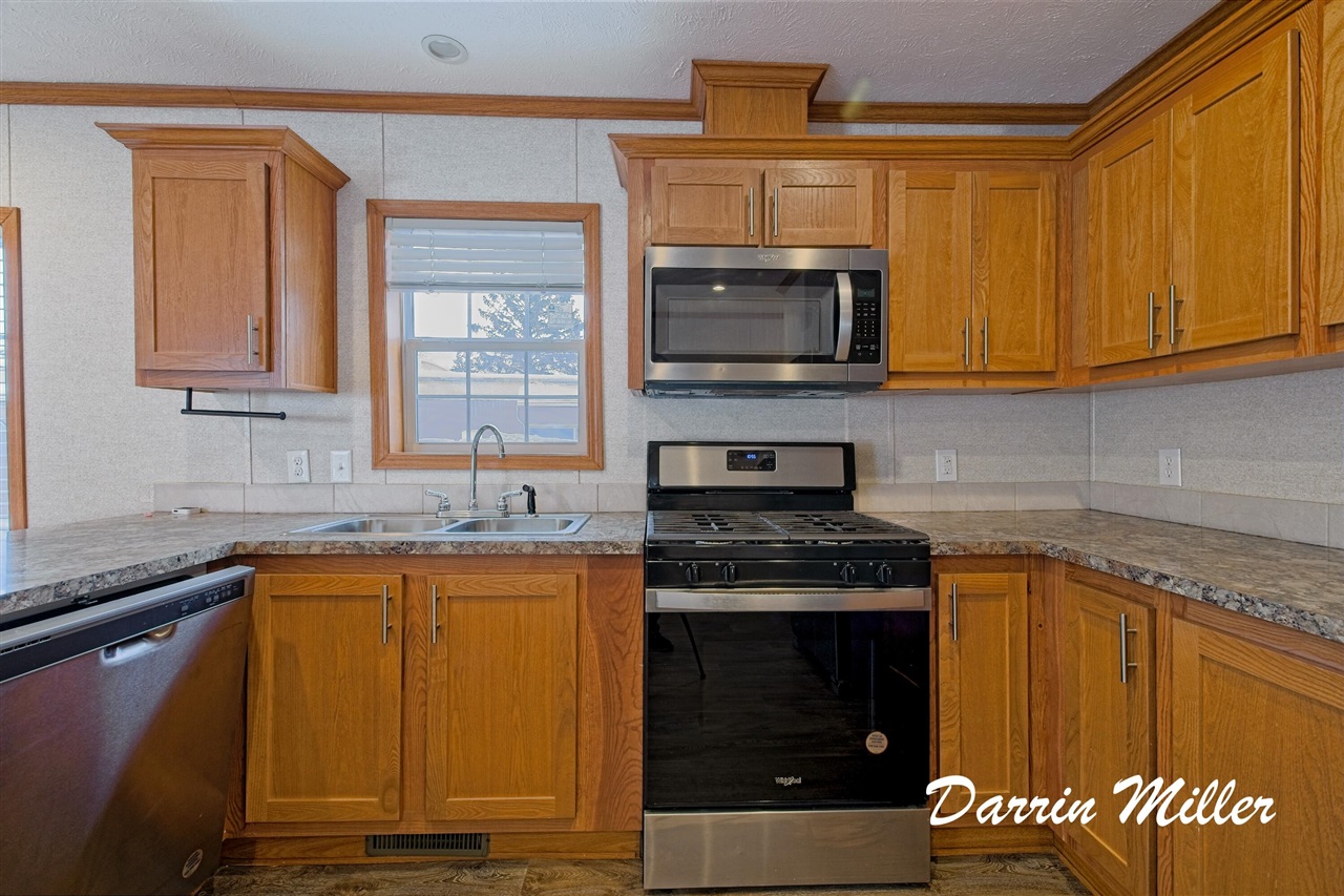 Homes for sale in Holland, MI | 333 E Lakewood Blvd #104, Holland, MI 49424 | MLS# 70513492