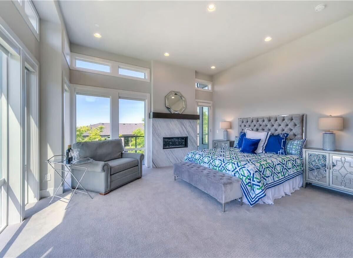 5902 Cherry Hill Road, Ann Arbor, MI, 48105-0800