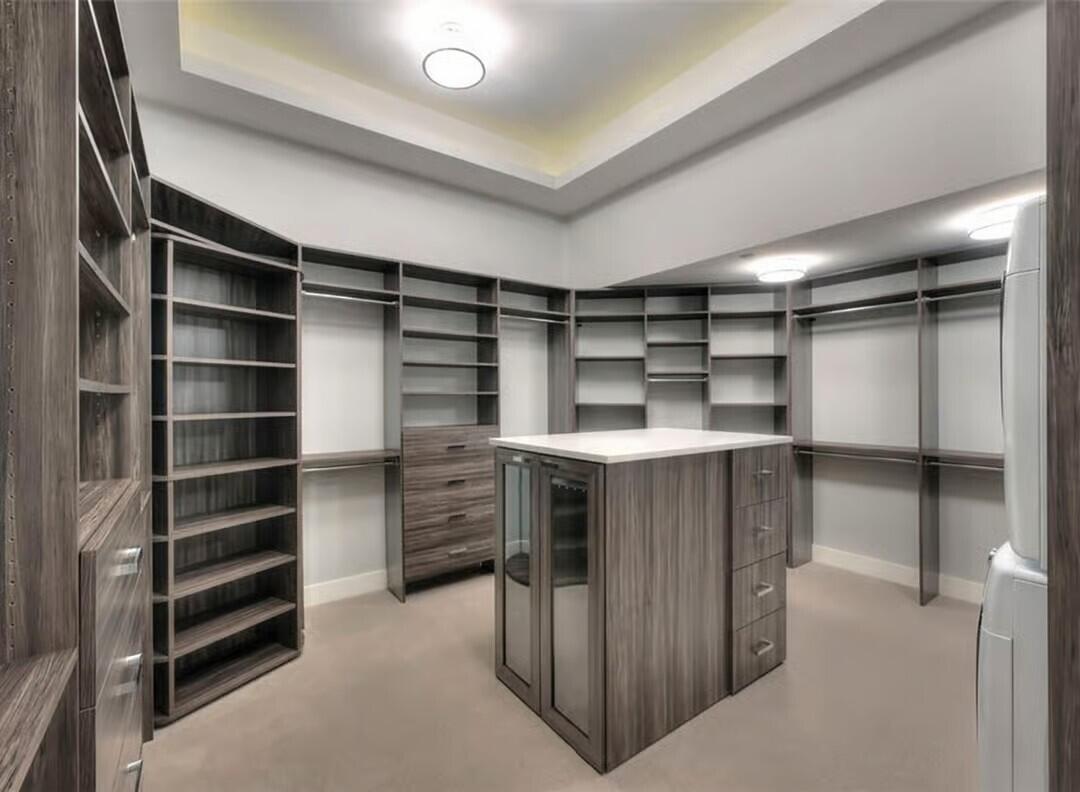 5902 Cherry Hill Road, Ann Arbor, MI, 48105-0800