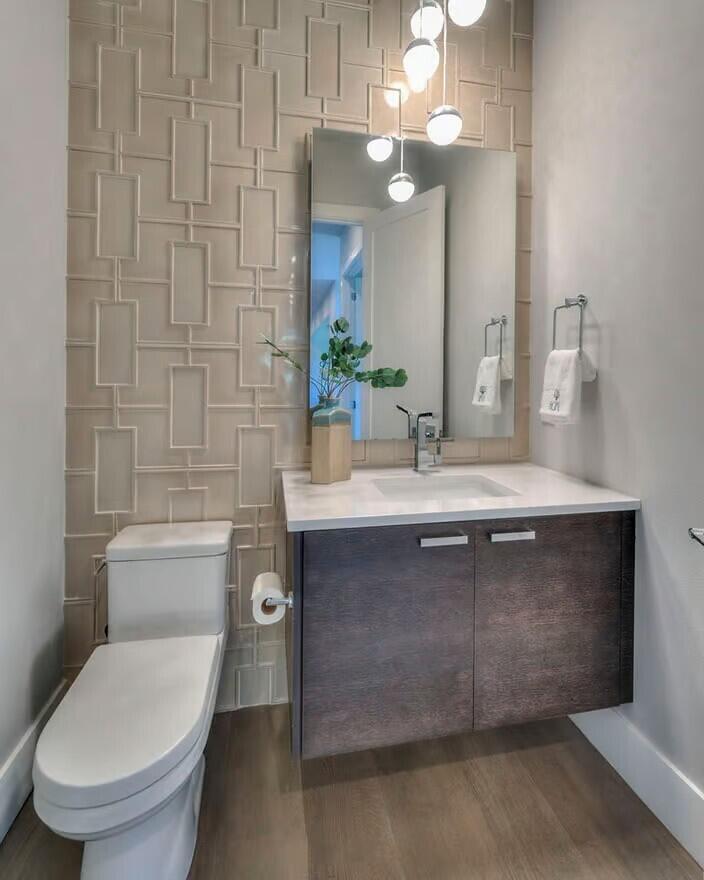 5902 Cherry Hill Road, Ann Arbor, MI, 48105-0800