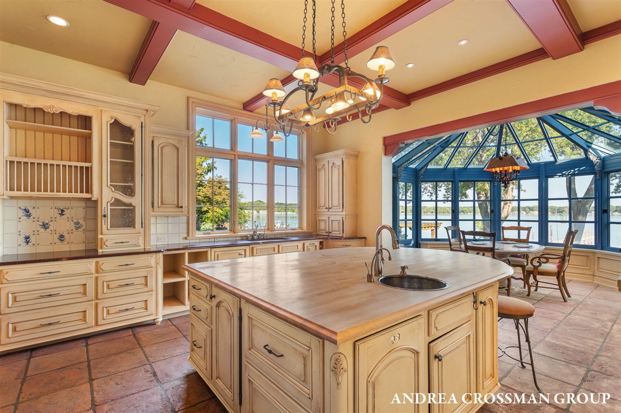 1933 South Shore Drive, Holland, MI, 49423