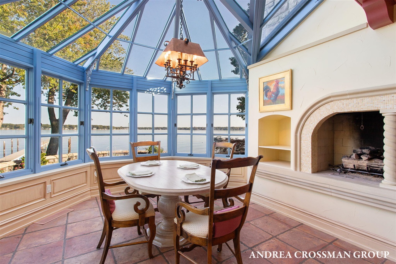 1933 South Shore Drive, Holland, MI, 49423