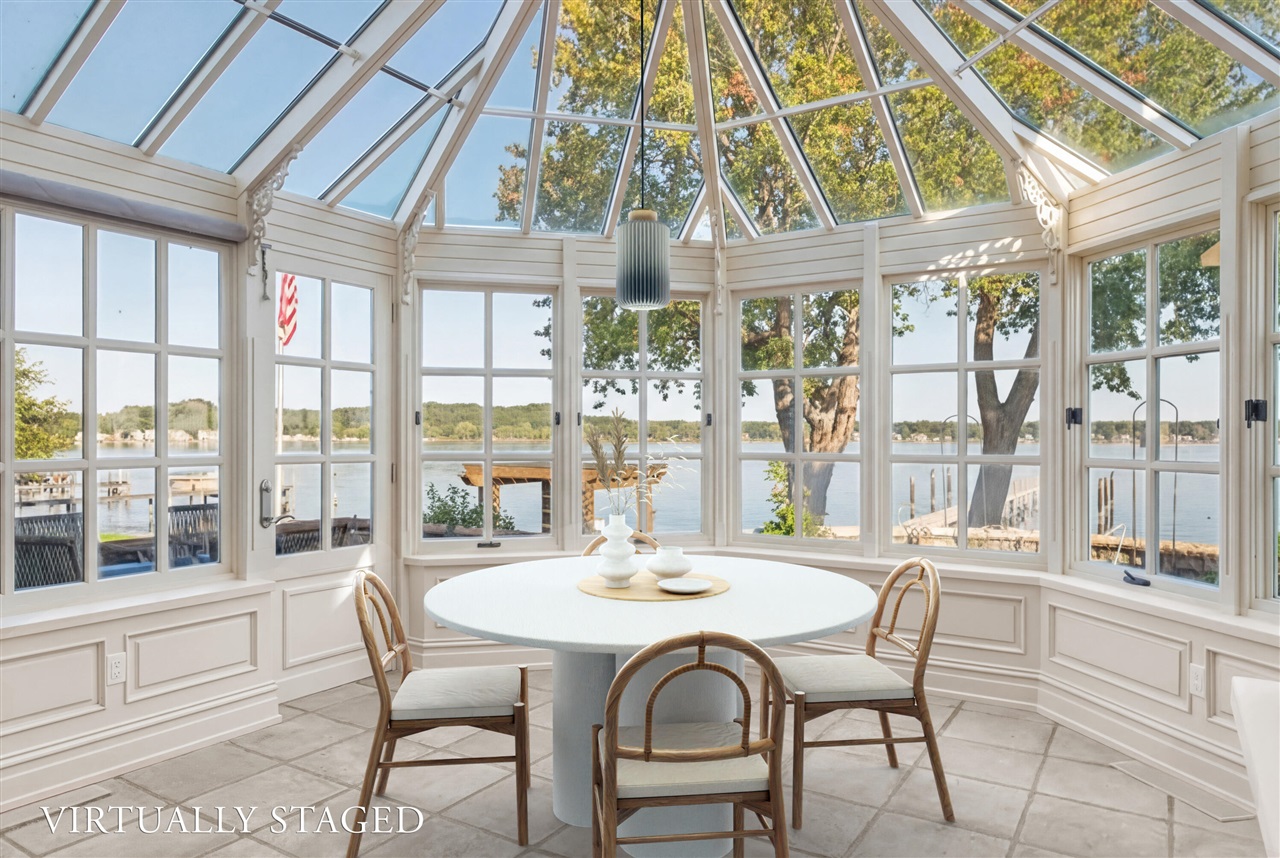 1933 South Shore Drive, Holland, MI, 49423